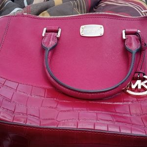 Beautiful Brand New Michael Kors purse 👜
